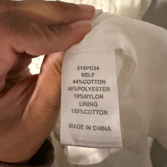 Hunter Bell size 2 White Textured Dress ( missing belt) - Picture 3 of 5